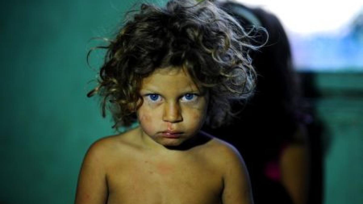 raportul cutremurator care nu ne face cinste peste 25 dintre copiii romani traiesc intr o saracie