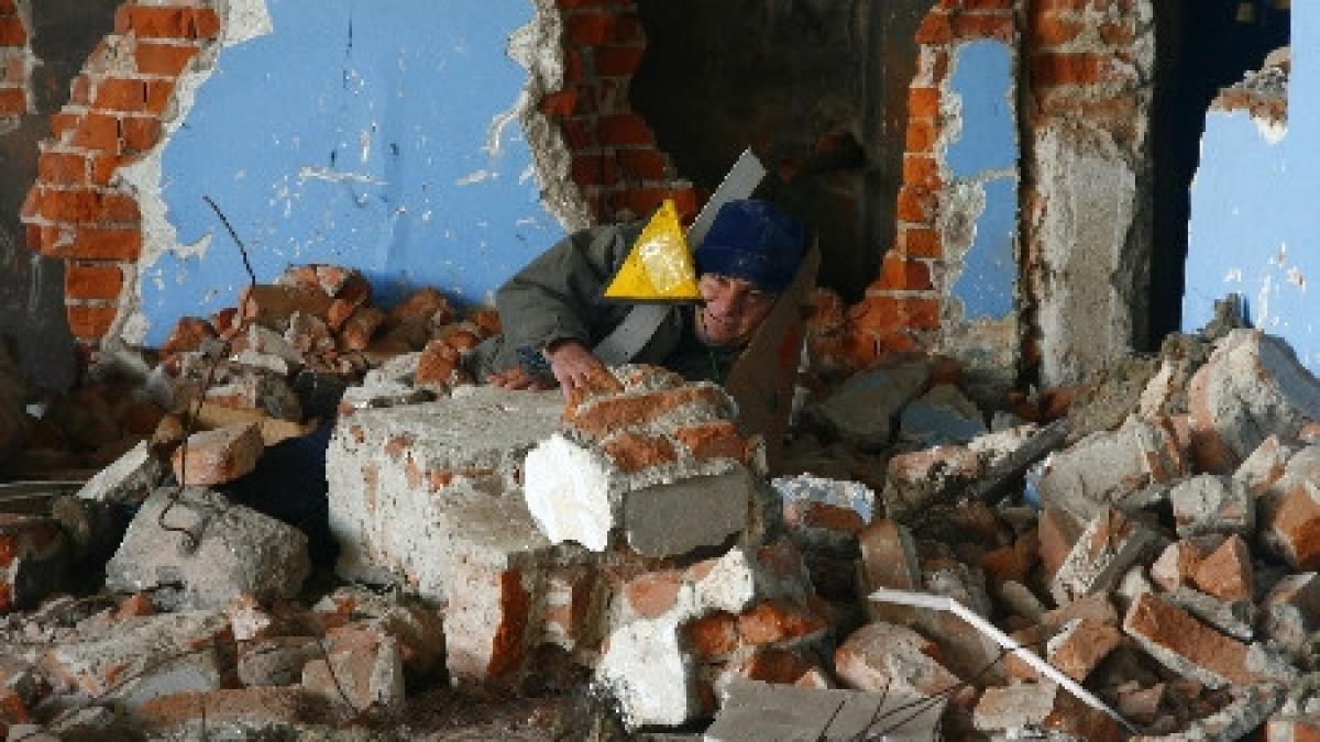 stare de catastrofa naturala peste 400 de cutremure in doar 10 zile