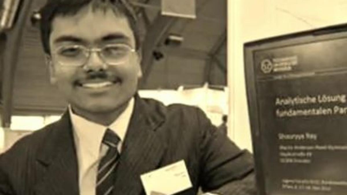 un adolescent de 16 ani a rezolvat o problema de matematica veche de peste 300 de ani