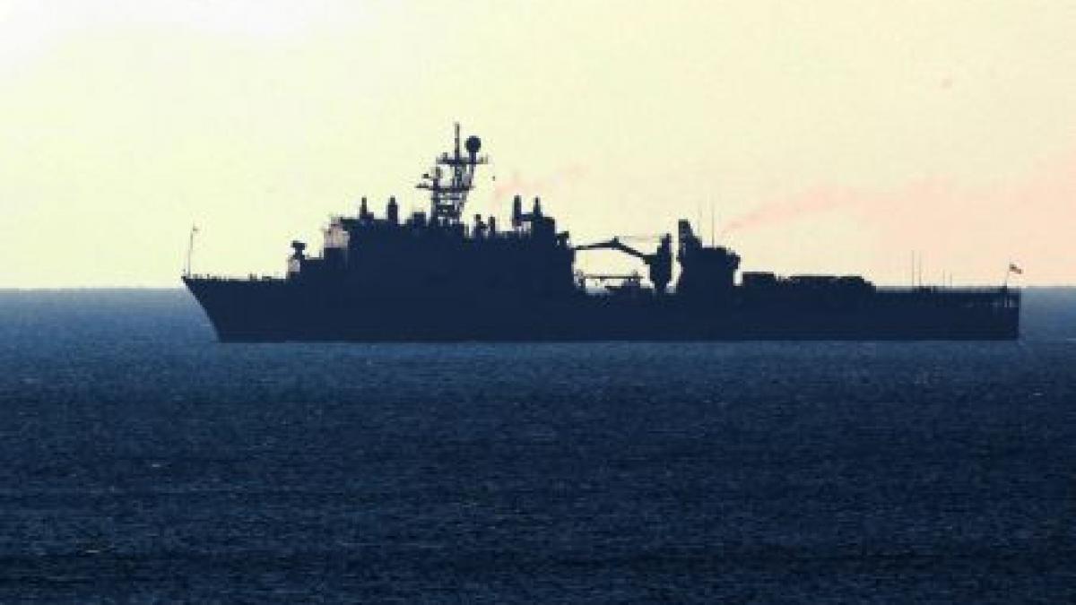 nava de transport de marfuri esuata pe stanci in apropiere de insula elba