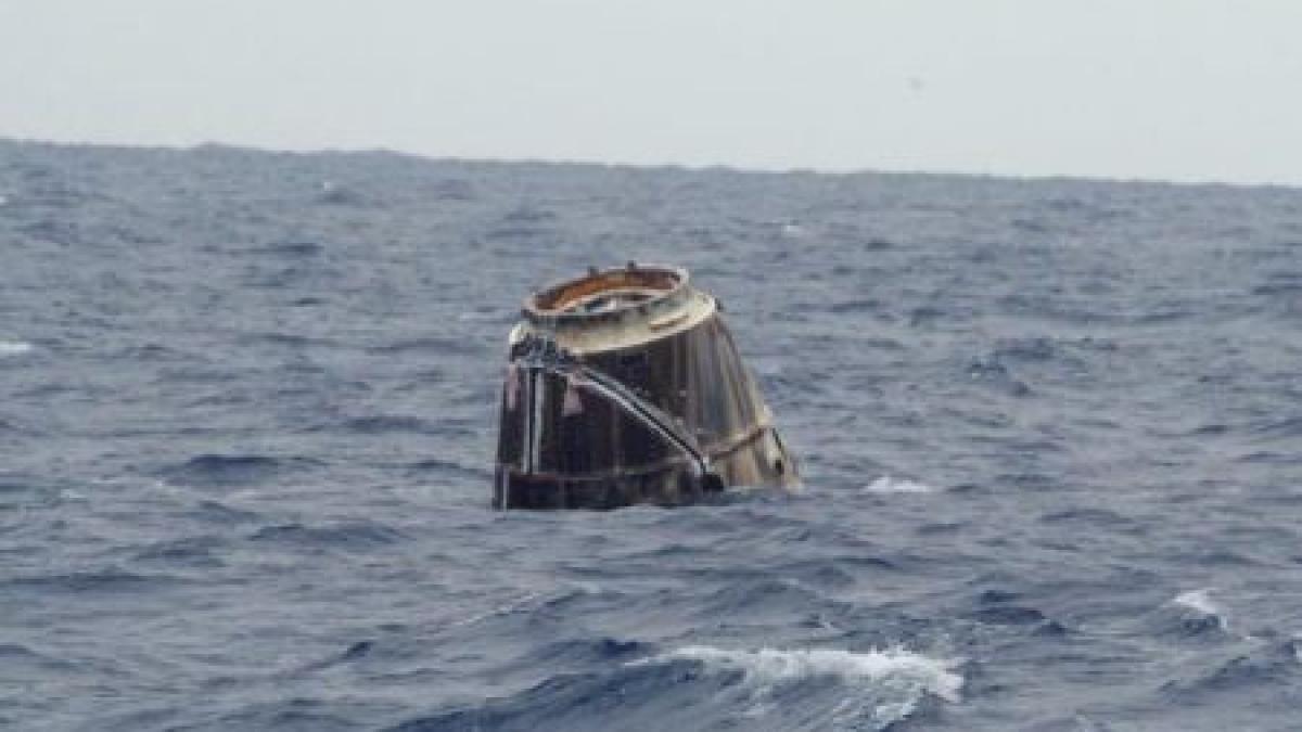 prima misiune comerciala pe statia spatiala internationala s a incheiat cu succes capsula dragon a