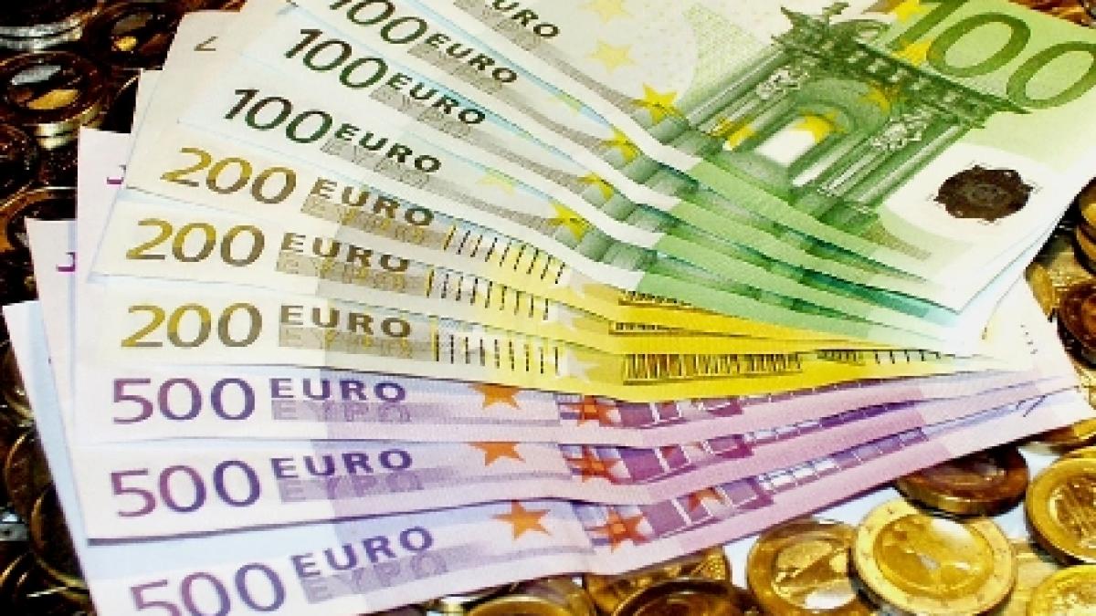 ue vrea ca fondul de urgenta al zonei euro sa devina operational pe 9 iulie