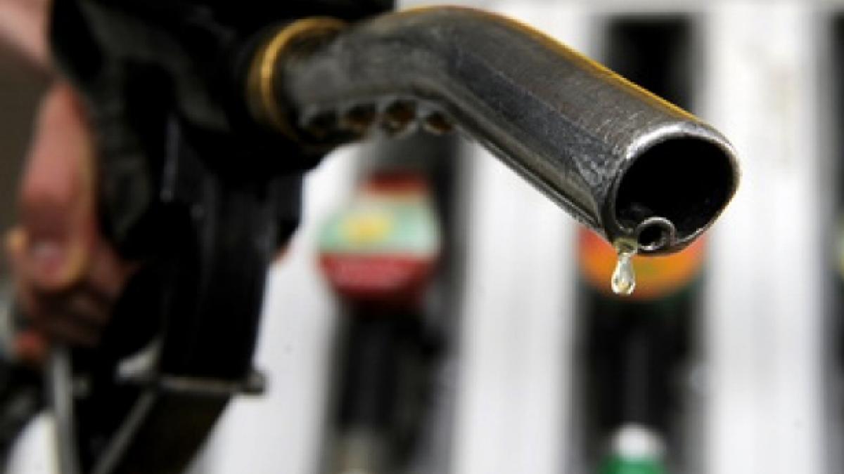 cati bani bagam in buzunare petrolistilor cu fiecare litru de carburant cumparat cum participa o