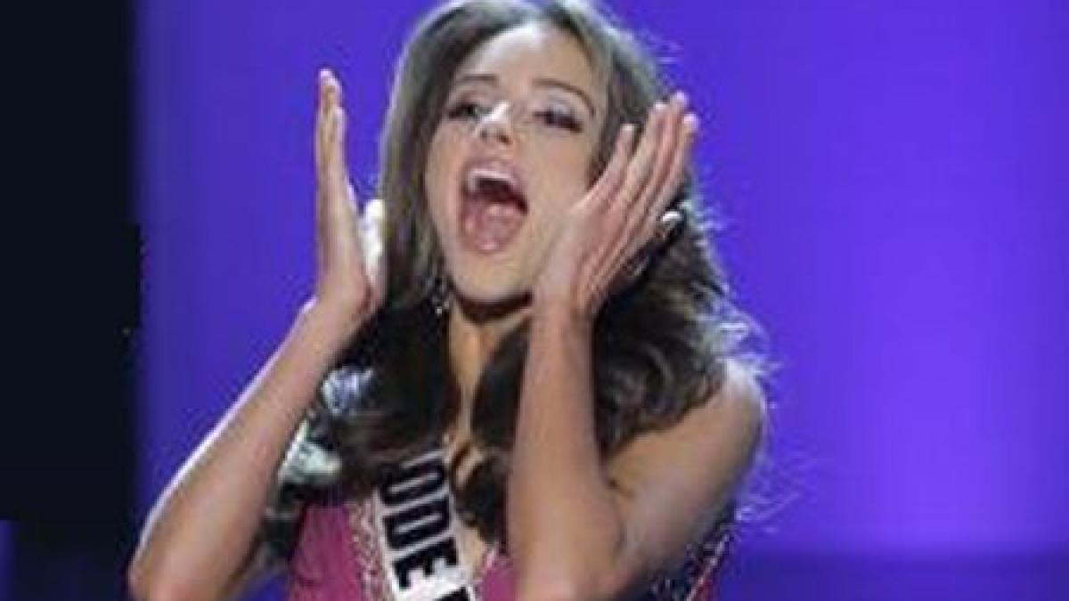 ea este cea mai frumoasa femeie din sua este studenta si pasionata de muzica clasica