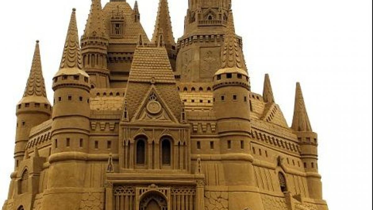 fenomenul care se petrece acum in romania ar putea distruge din temelii aceasta cladire