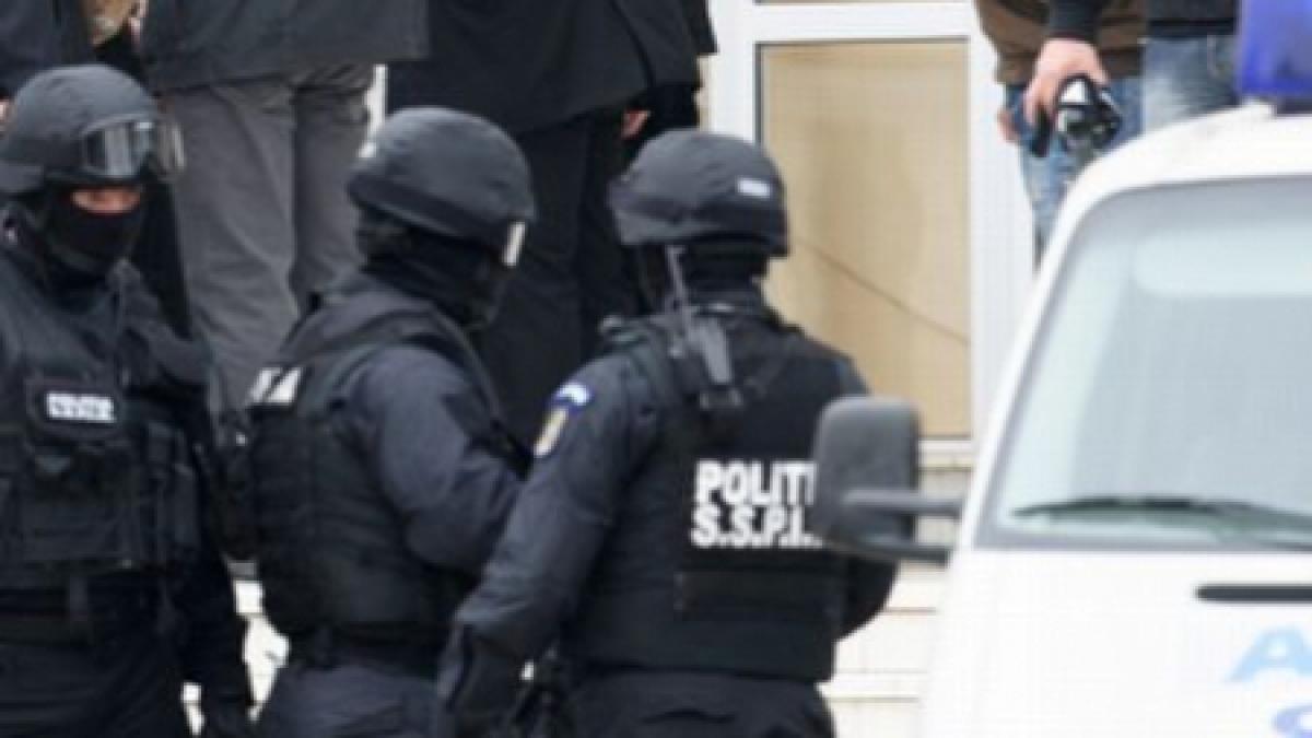 anaf da o mana de ajutor politiei ajuta la prinderea unor suspecti de spalare de bani