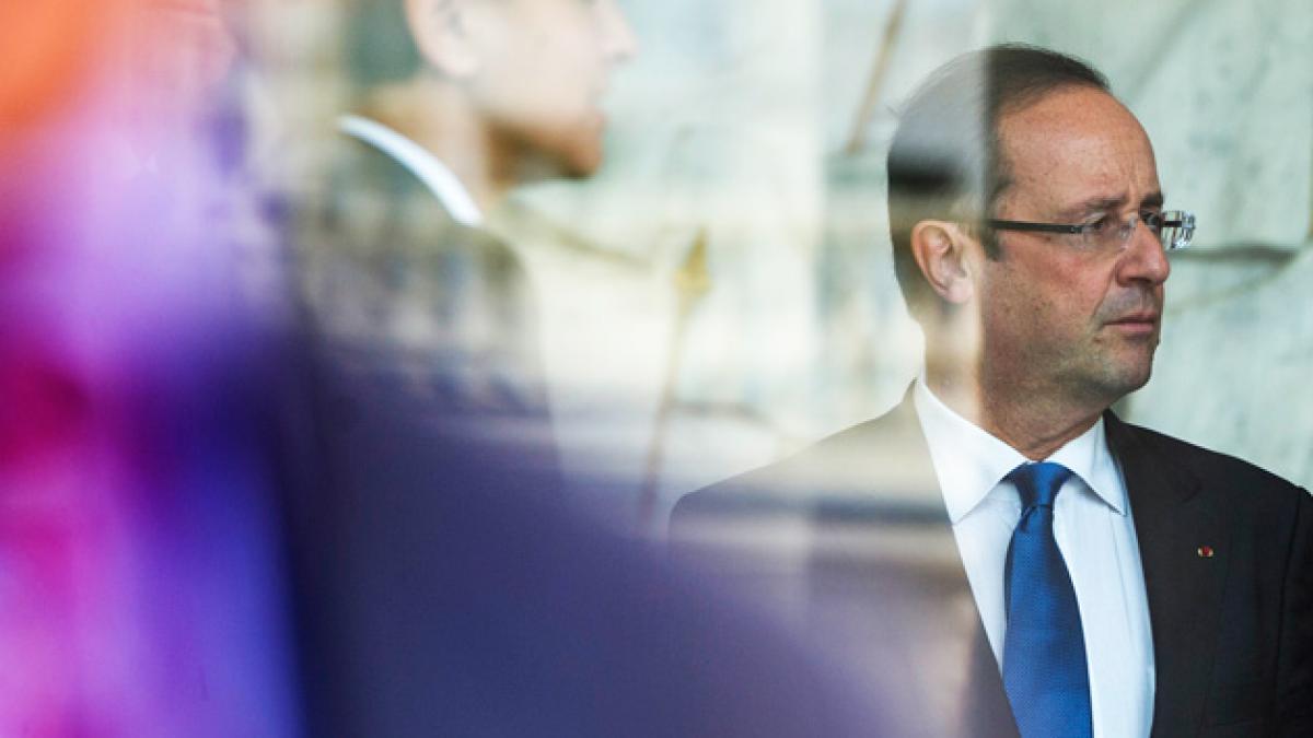 francois hollande a dat pieptul cu realitatea crunta somajul din franta a atins maximul ultimului