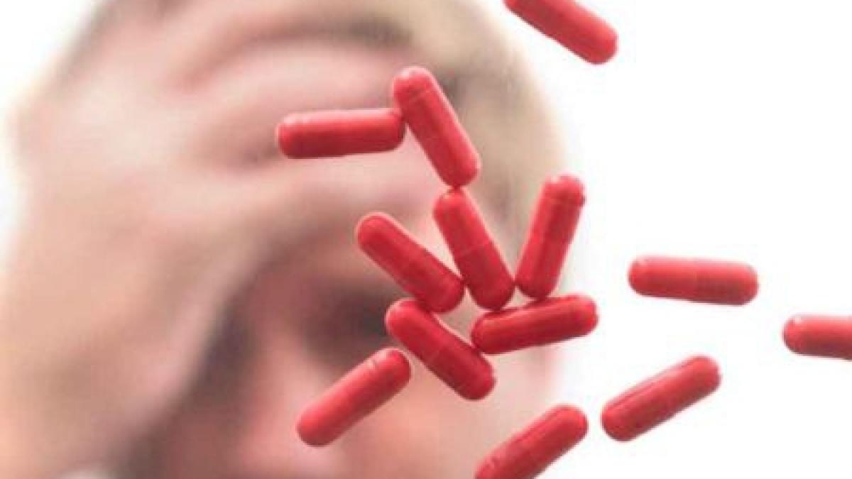 doua fetite de doi si patru ani au ajuns la spital dupa ce au inghitit mai multe pastile pe care le