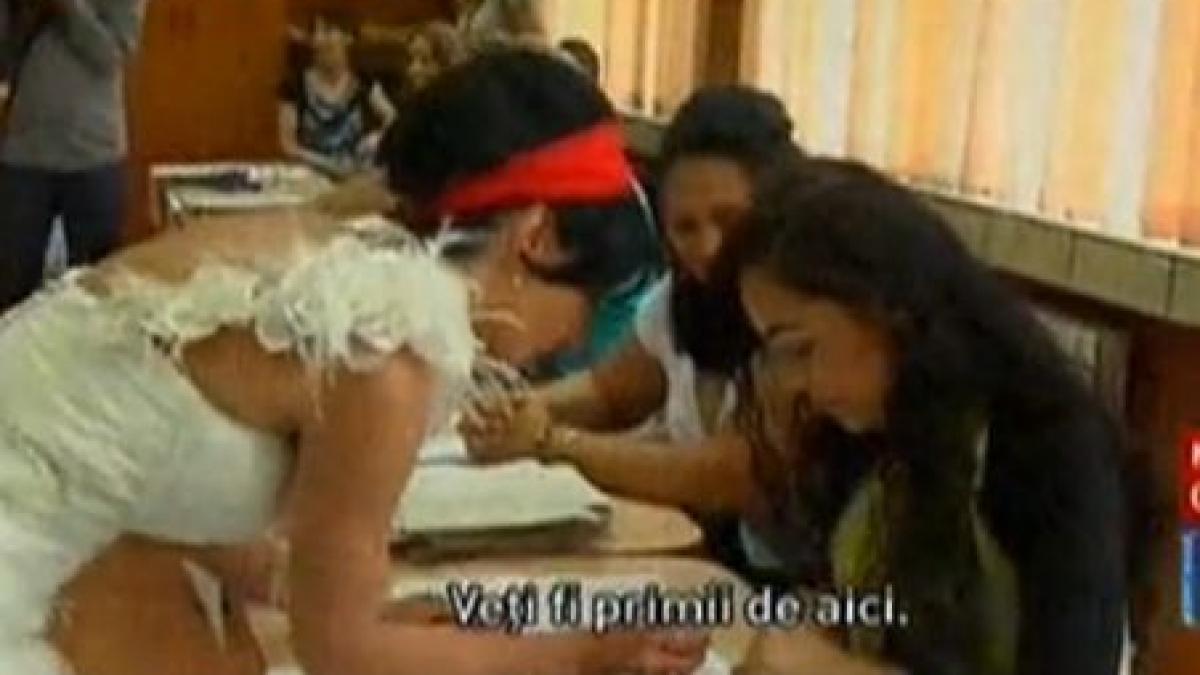 de la nunta la urne o mireasa din galati si mirele ei au lasat invitatii la petrecere si au venit