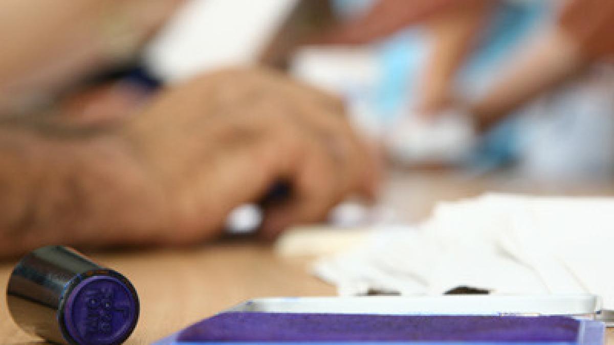 uitati de cartea de alegator si nu plecati in vizite in afara localitatii daca vreti sa votati care