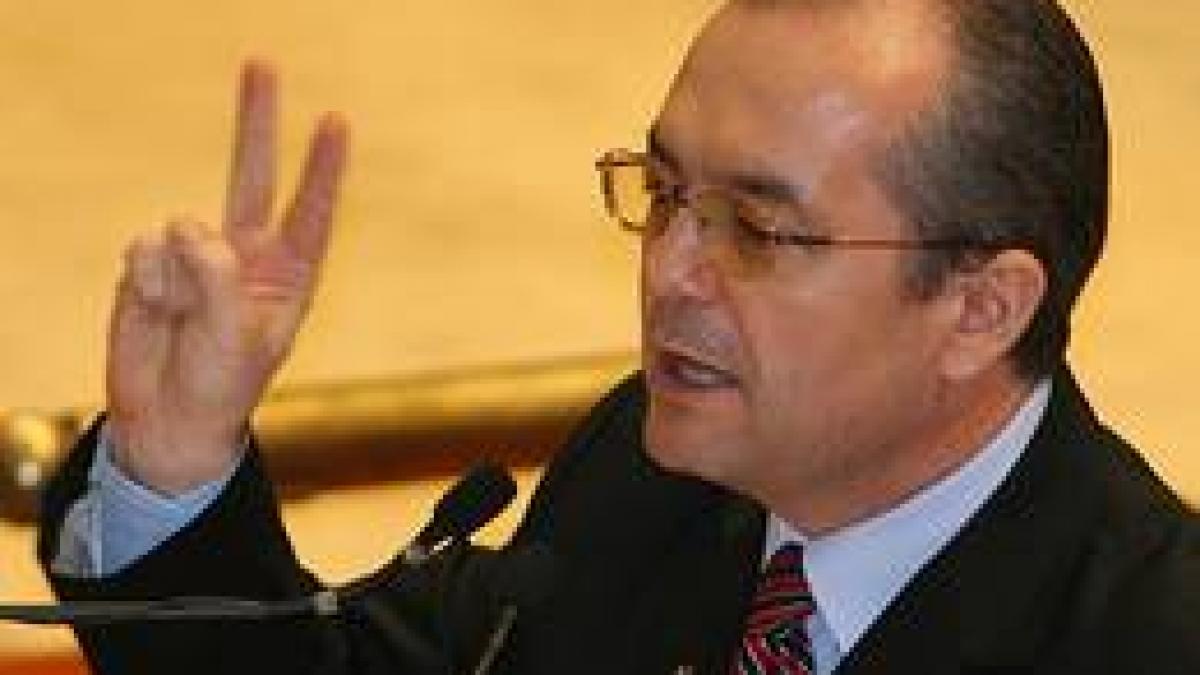 la cluj se da o lupta stransa dupa numararea a 70 din voturi emil boc a iesit castigator