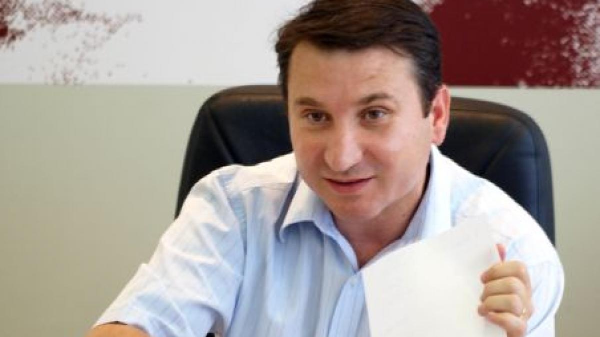 liberalul romeo stavarache a castigat al treilea mandat de primar al bacaului