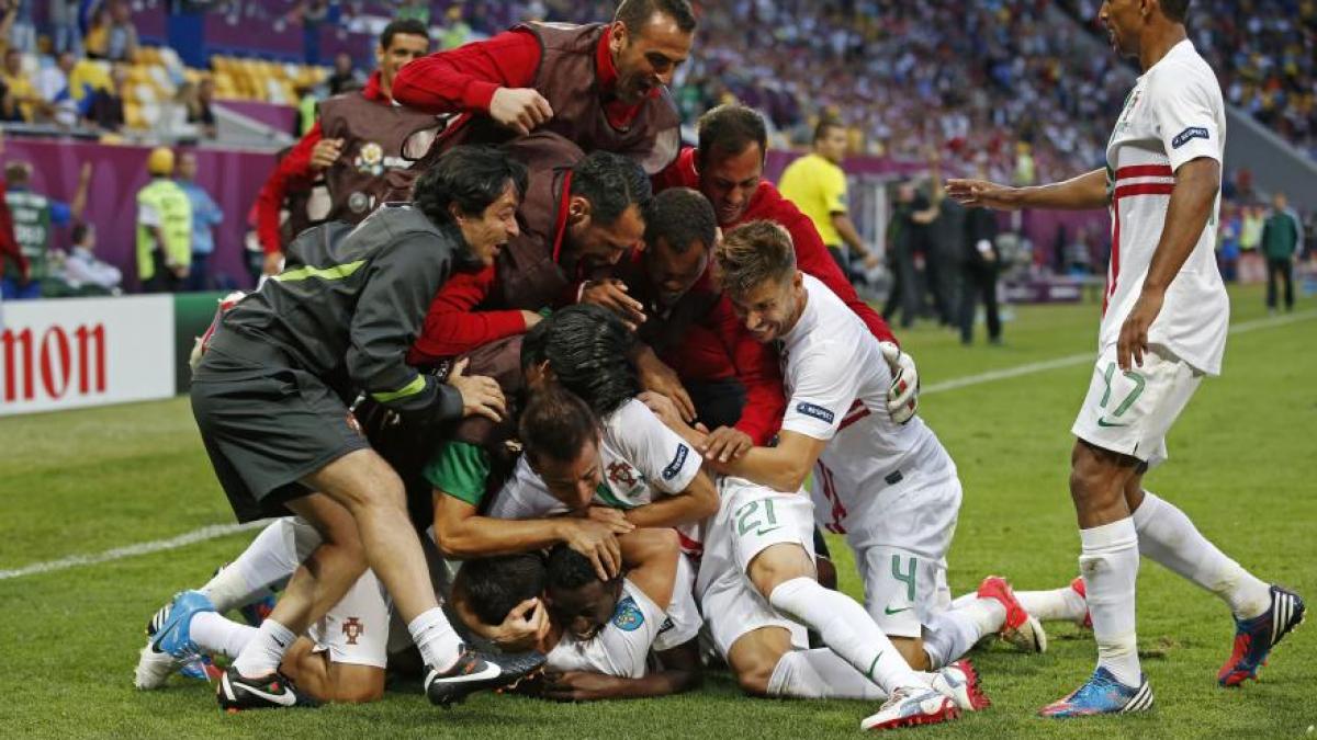 euro 2012 victorie dramatica pentru portugalia 3 2 cu danemarca