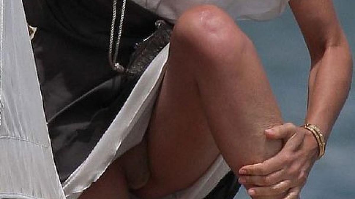 ia gogoasa infuriata neamule poza de pe litoral care i a innebunit pe barbati