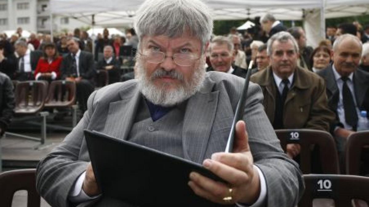 ministrul ungar al culturii implicat in initiativa reinhumarii poetului jozsef nyiro a demisionat