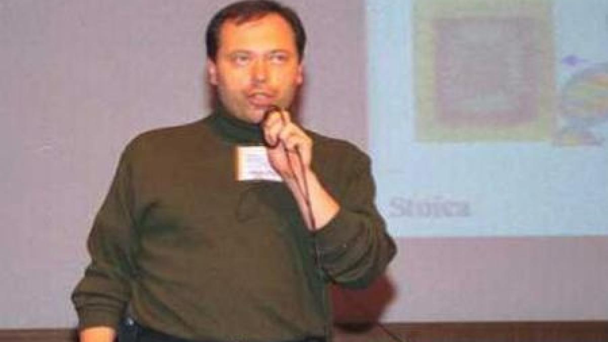 romanul care l a reperat si l a oferit pe tava pe bin laden serviciilor speciale americane