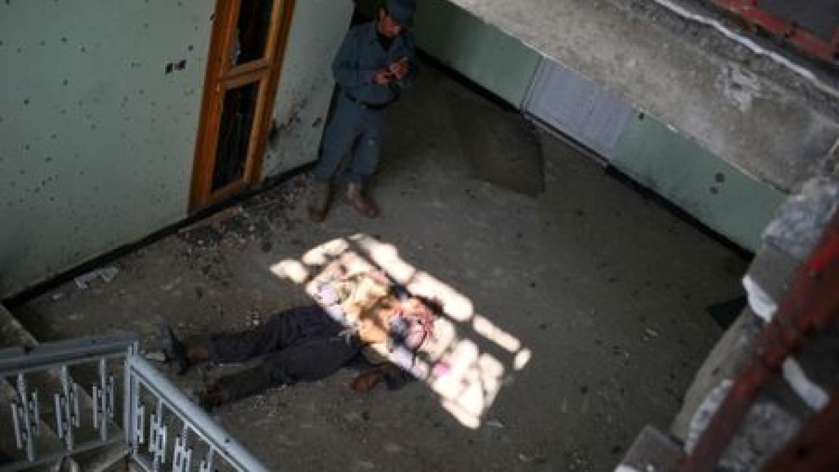 circa 2 000 de militari americani ucisi in afganistan in 11 ani de conflict