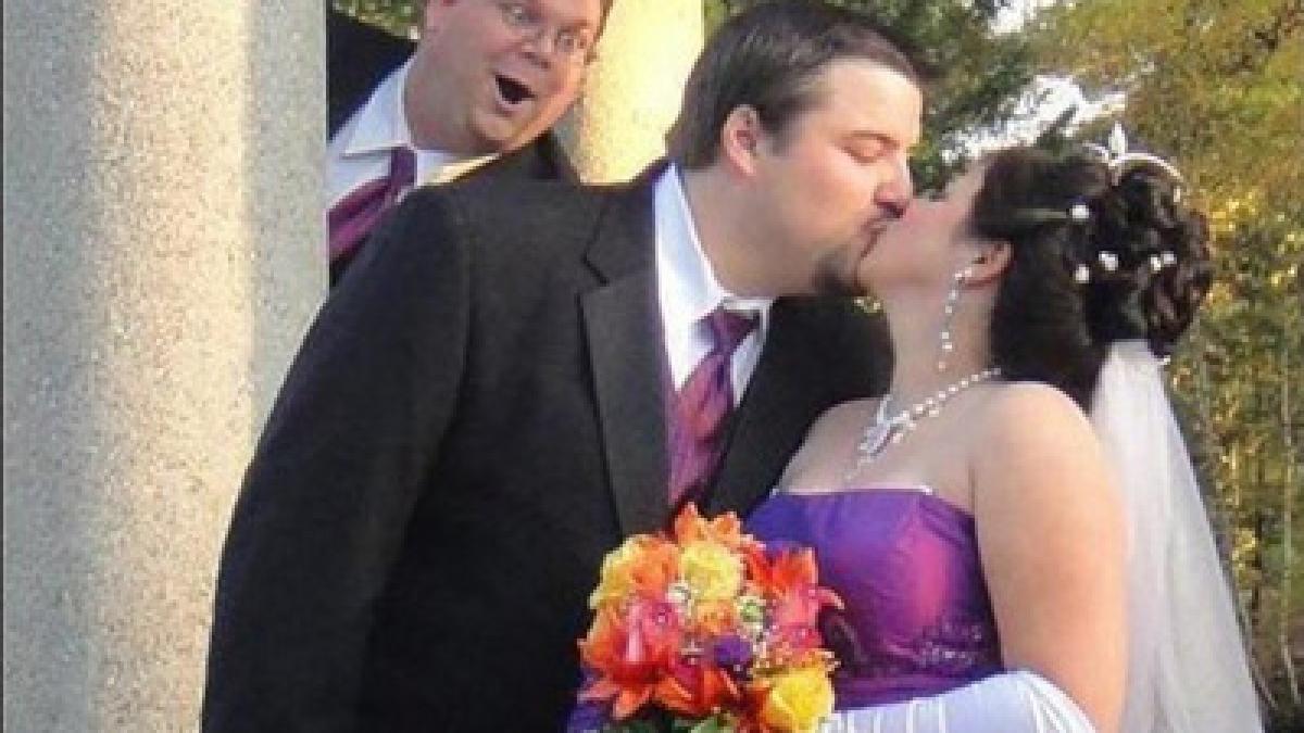 cum sa ti incepi casnicia in hohote de ras vezi momente amuzante in care mirii isi unesc destinele