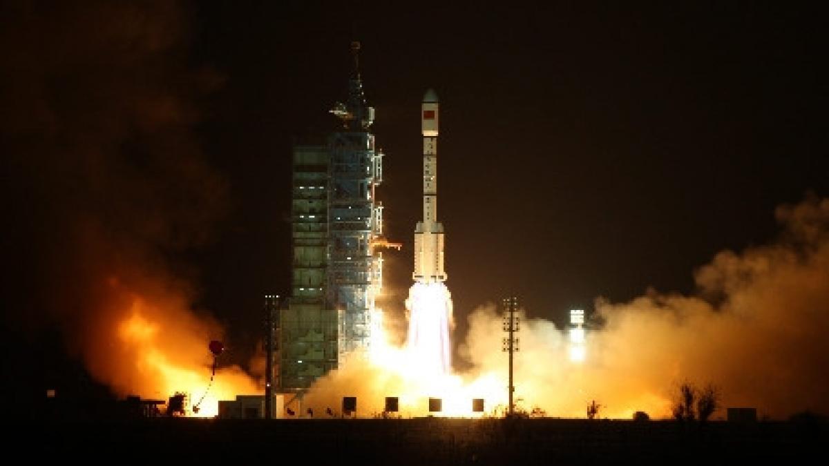 china a trimis in spatiu prima femeie astronaut din istoria tarii