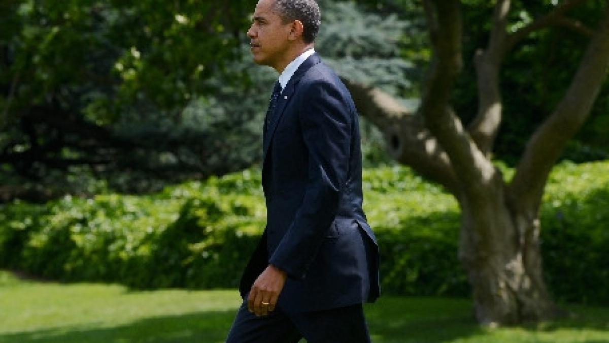 obama intreruput de un jurnalist in mijlocul unui discurs despre expulzarea imigrantilor clandestini