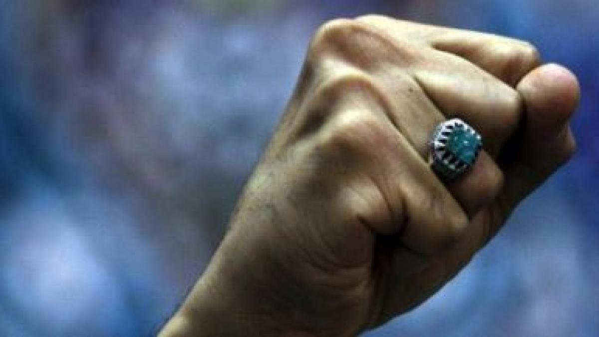 peste 100 de persoane au protestat intr o comuna din ialomita cerand repetarea alegerilor