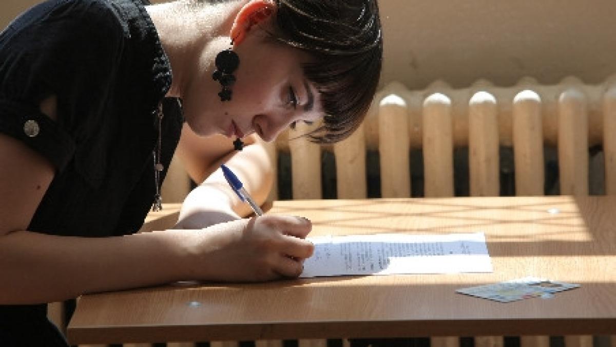 examenul de bac continua luni cu evaluarea competentelor digitale