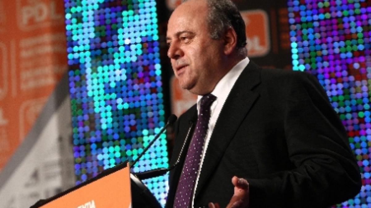 pinalti nu candidez la nicio functie in pdl nu spun pe cine sustin sa nu creez animozitati