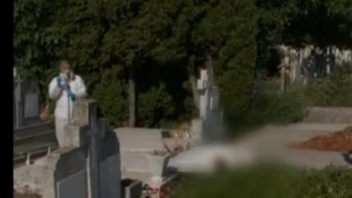 accident cumplit intr un cimitir din timisoara barbat strivit sub propria i piatra funerara