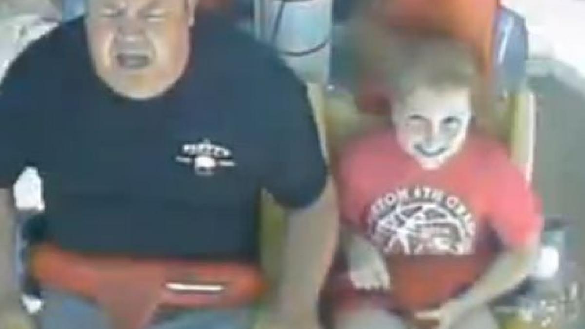 vei rade cu lacrimi cel mai fricos parinte vrea senzatii tari in parcul de distractii