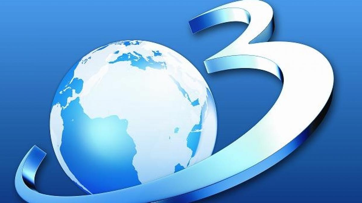 mii de mesaje de incurajare de la utilizatorii www antena3 ro pe facebook pentru adrian nastase