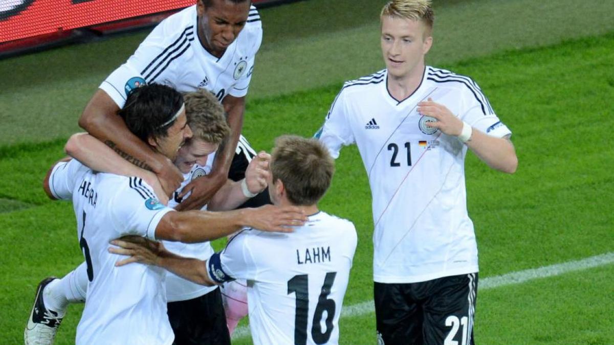 euro 2012 germania castiga cu 4 2 in fata greciei si se califica in semifinale
