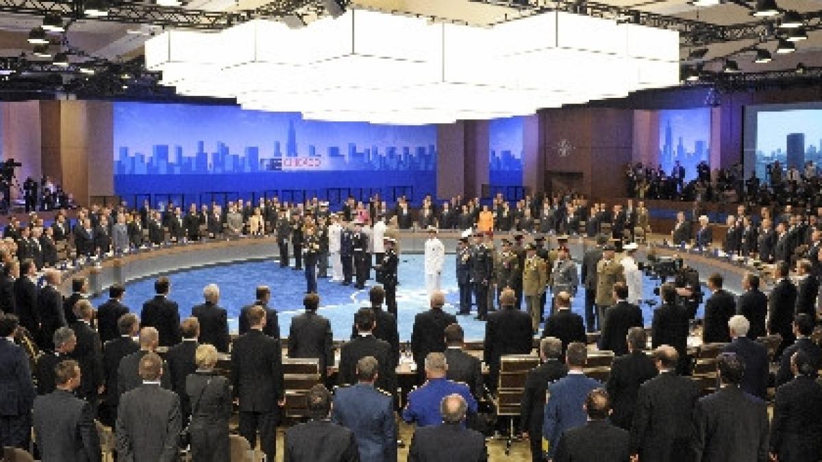 turcia cere o reuniune urgenta a nato dupa ce unul din avioanele sale a fost doborat in siria