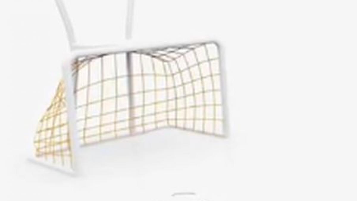 vrei sa joci fotbal in casa iata mobila care iti va fi de folos