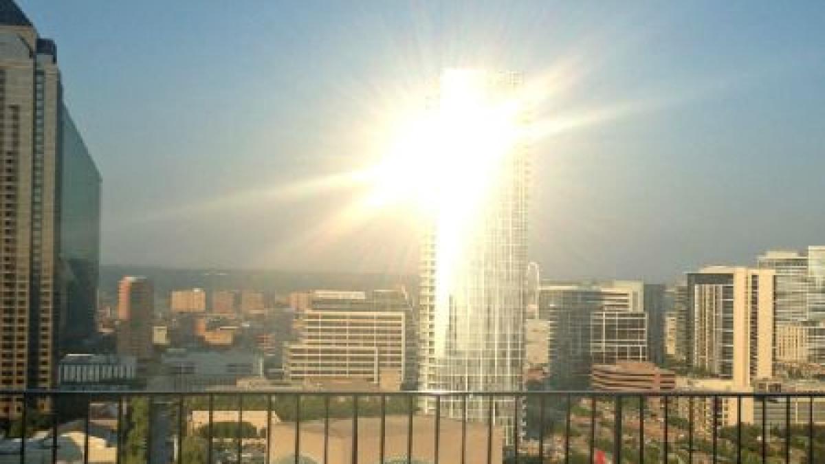 opriti lumina orbitoare ati putea trai cu asa ceva in fata ochilor