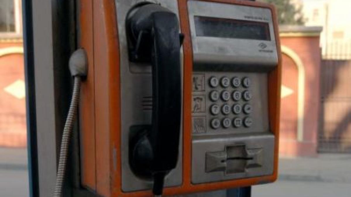 telefoanele publice aproape o amintire doua treimi din ele au disparut