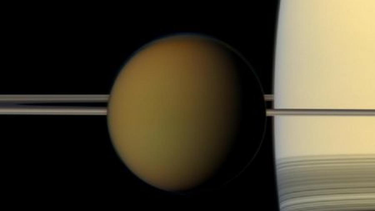 cel mai mare satelit al lui saturn ar putea adaposti un ocean subteran