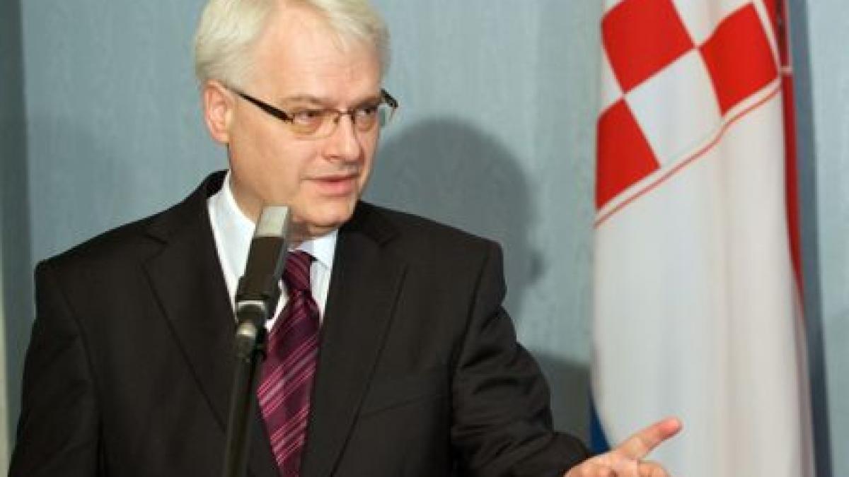 presedintele croat ivo josipovic face o vizita de stat in romania in perioada 1 3 iulie
