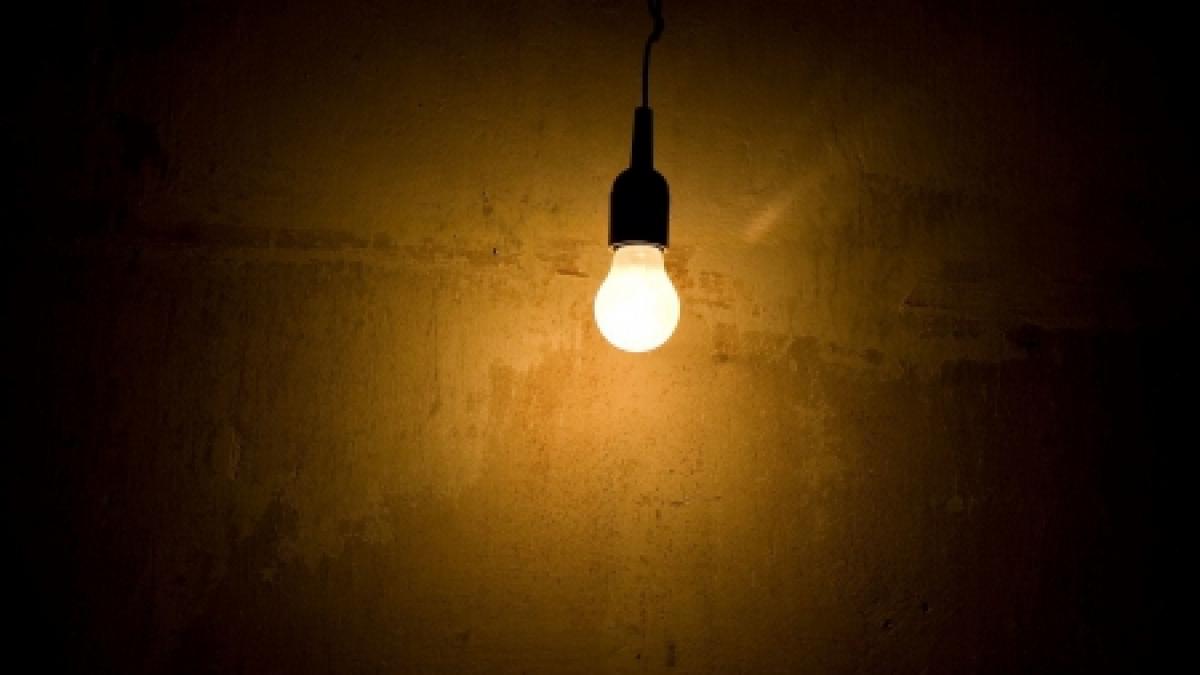 curentul electric se scumpeste cu 5 sunt vizate toate categoriile de consumatori