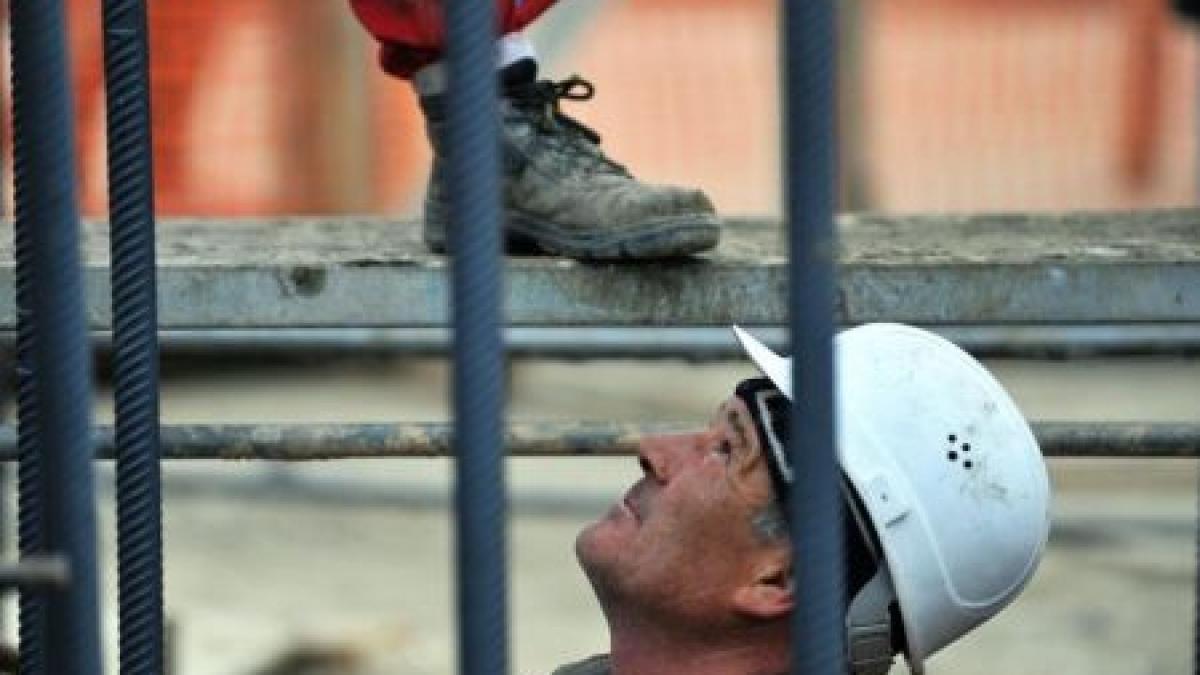 targu mures sfarsit tragic pentru un muncitor care lucra la o retea de canalizare