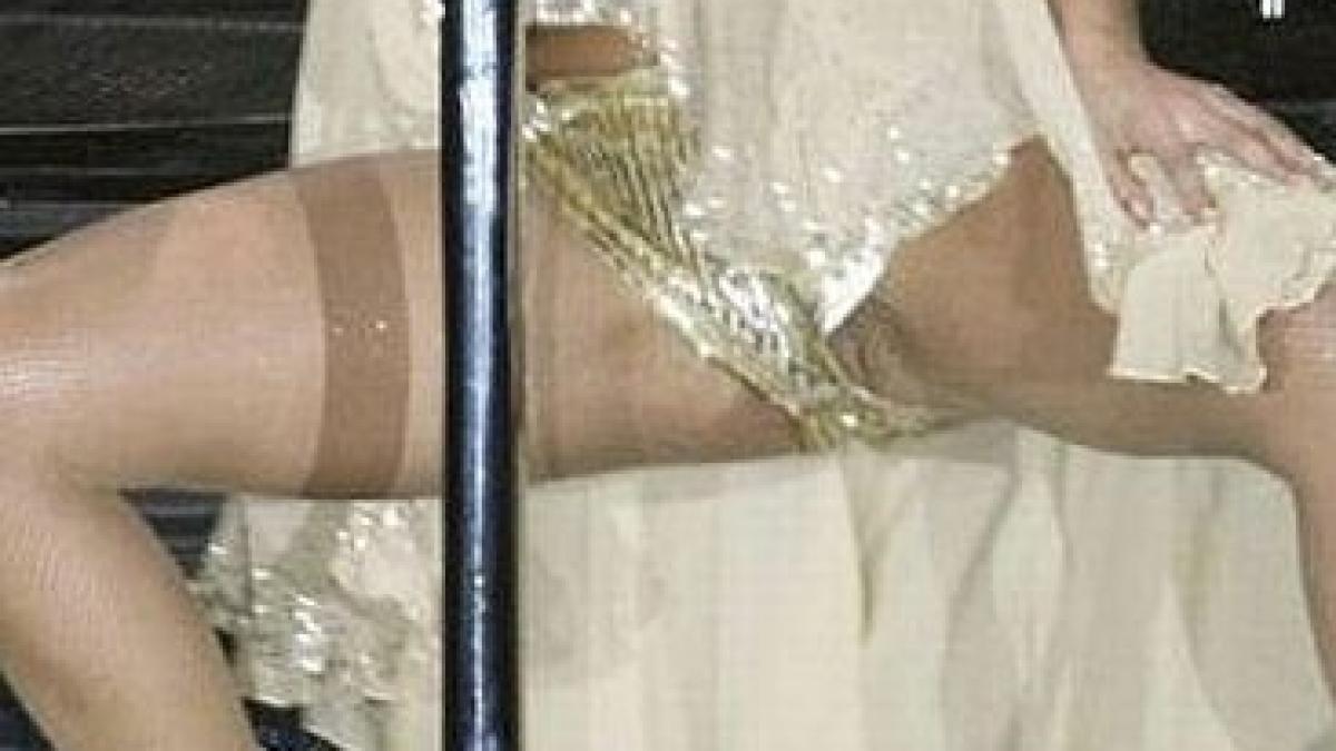 sotul a simtit ca vede negru in fata ochilor cand a vazut o ca arata tot pe scena vedeta de 5 stele