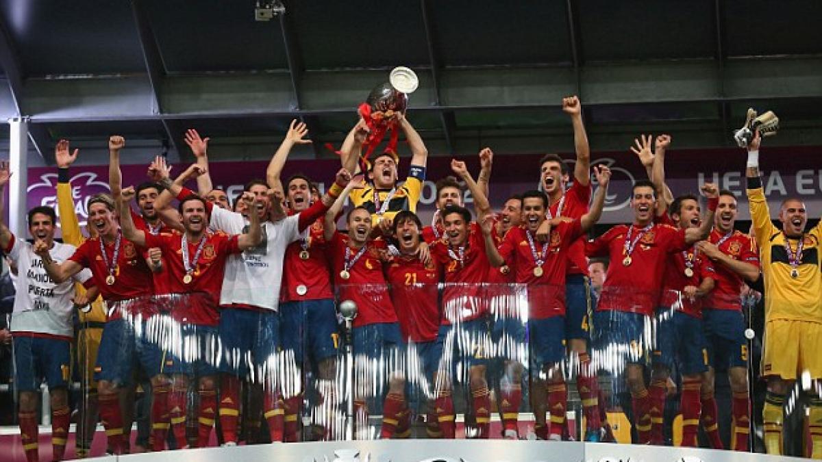 umilinta pentru italieni dupa infrangerea zdrobitoare cu 4 0 a spaniolilor cum au reactionat fanii