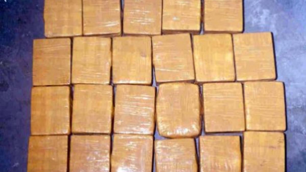 captura impresionanta de droguri peste patru tone de hasis confiscate la granita cu romania