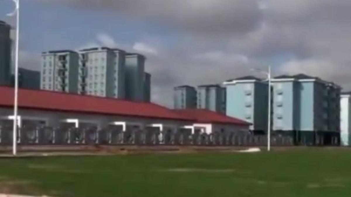 imagini din orasul fantoma ar trebui sa gazduiasca 500 000 de oameni dar nimeni nu se apropie de el