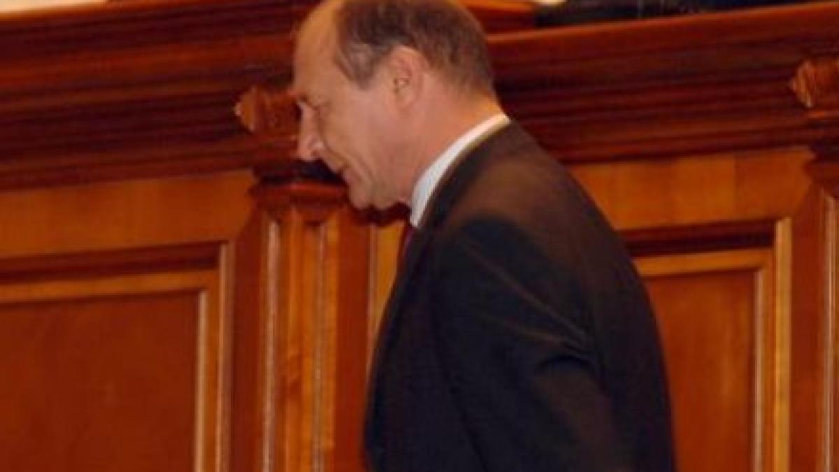 basescu intrebat daca actiunea de suspendare e constitutionala vezi ce a raspuns presedintele