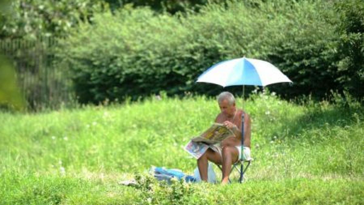 romania se sufoca din cauza caniculei sute de copii si batrani au ajuns la spital firmele au