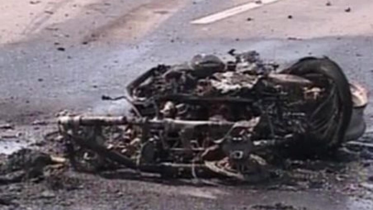 viteza ucide un motociclist a ars de viu dupa ce a provocat un accident