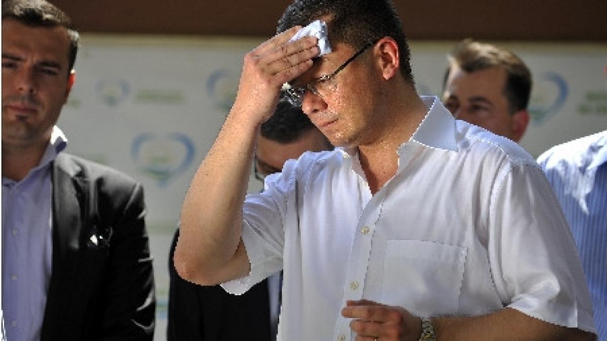 mihai razvan ungureanu a lansat initiativa de centru dreapta vezi cine sunt membri fondatori