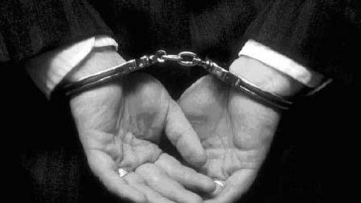 adjunctul inspectorului sef de la itrsv bucuresti arestat de dna a pretins patru hectare de padure