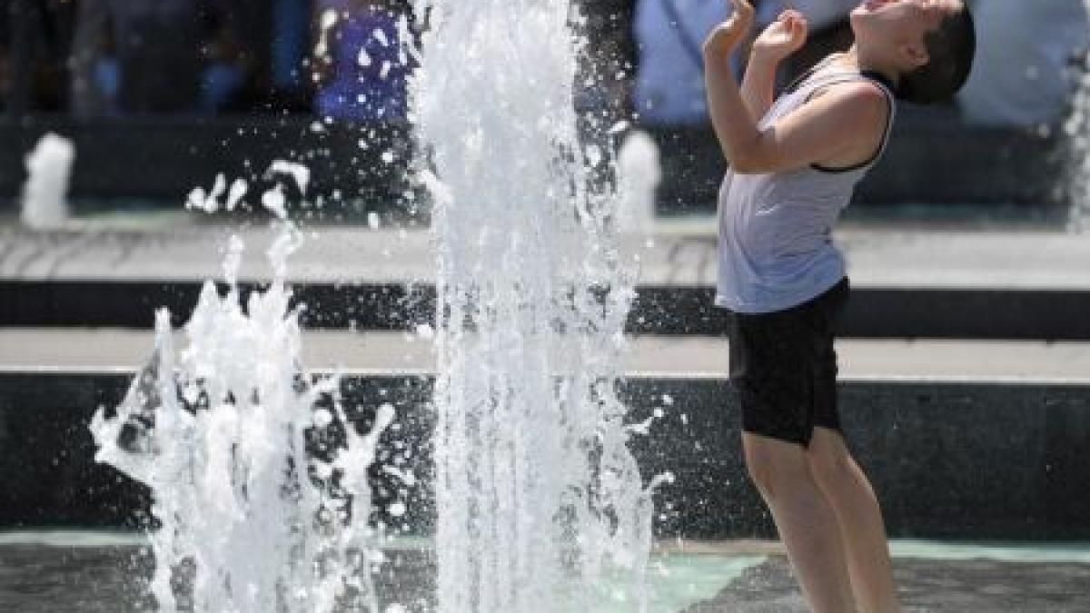 atentionare cod portocaliu de canicula temperaturile vor atinge 37 de grade vezi prognoza meteo