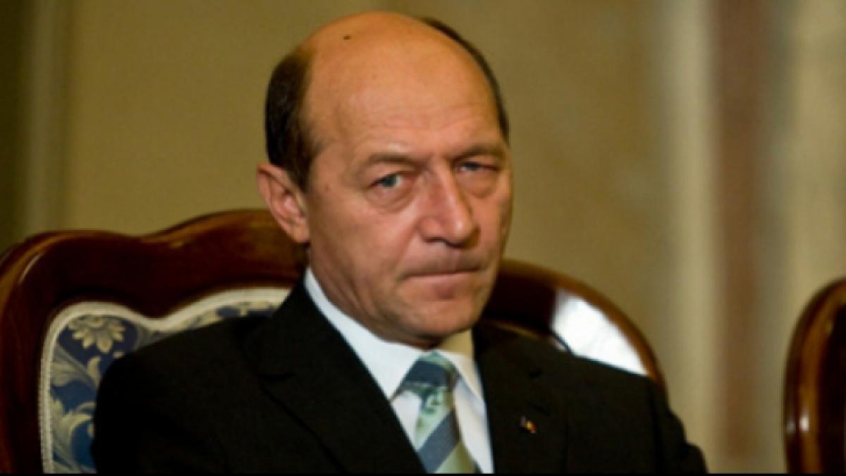 demiterea lui traian basescu comentata indelung in presa internationala ponta comparat cu viktor